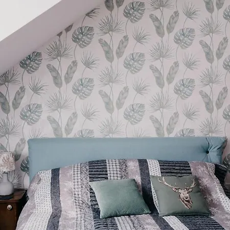 Jam Luxury Bed & Breakfast Gyor