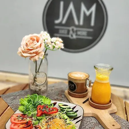 Jam Luxury B&B