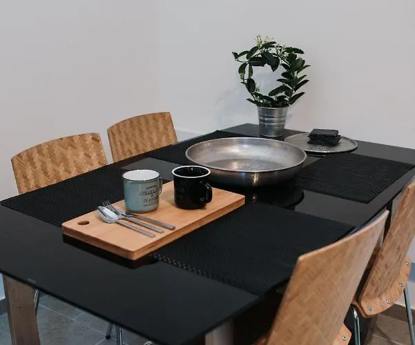 Jam Luxury Bed & Breakfast Gyor
